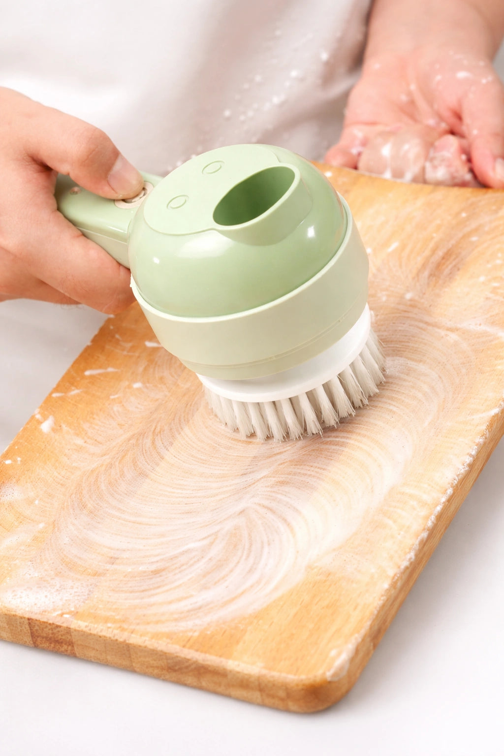 4-IN-1 PORTABLE ELECTRIC VEGETABLE CUTTER